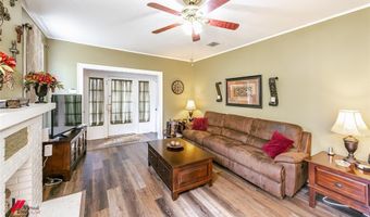631 Gladstone Blvd, Shreveport, LA 71104