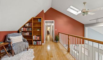 12 Magazine St, Bedford, NH 03110