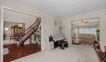 403 Arbor Glen Dr, Ballwin, MO 63021
