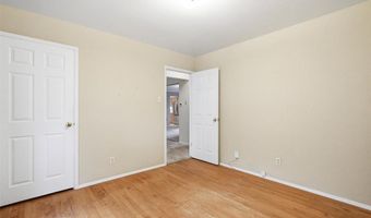 259 White Tree Ln, Ballwin, MO 63011