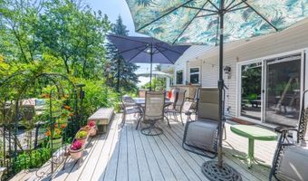6 Colonial Cir, Alloway, NJ 07418