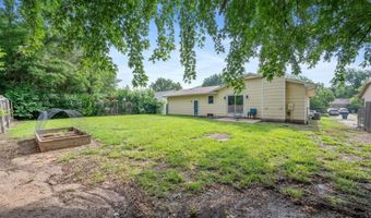 4015 Clarendon St, Bel Aire, KS 67220