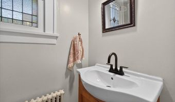 852 Myrtle Ave, Albany, NY 12208