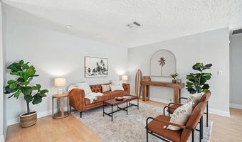 1679 SEMINOLE Rd 2, Atlantic Beach, FL 32233