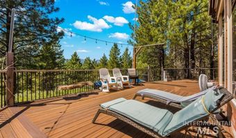 10389 Gamann Dr, Cascade, ID 83611