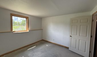 5014 Waller St, Ames, IA 50014