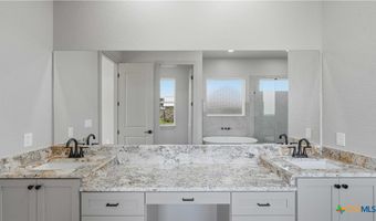 731 County Road 356, Adkins, TX 78101