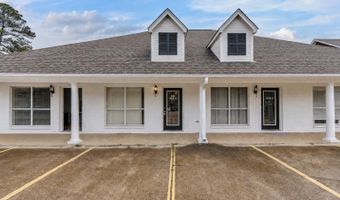 1041 Lake Vlg, Brandon, MS 39047