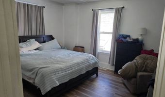 34 Winter St, Bangor, ME 04401