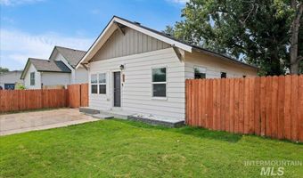820 E Elgin St, Caldwell, ID 83605