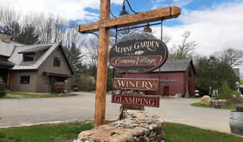 11 E Seasons Of Attitash Rd E, Bartlett, NH 03812