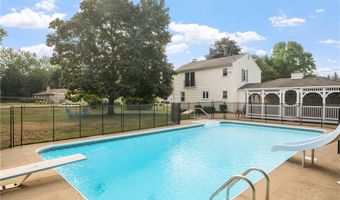 41 Thomas Leighton Blvd, Cumberland, RI 02864
