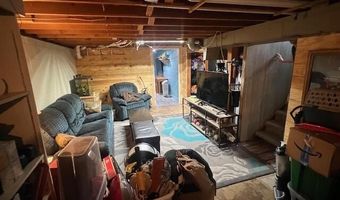 1611 Douglas Ave, Ames, IA 50010