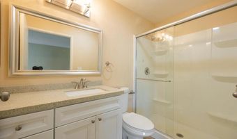 2566 WHITE OAK Pl 1, Escondido, CA 92027