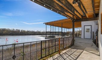 617 Green Blvd, Aurora, IN 47001