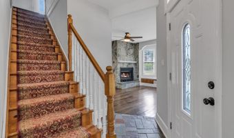 18 Middletown Ave, Atlantic Highlands, NJ 07716