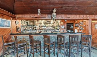 170 Franklin St, Bristol, RI 02809