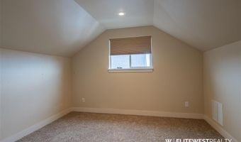 2953 E Ave, Cody, WY 82414