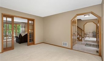 13445 Georgia Cir, Apple Valley, MN 55124