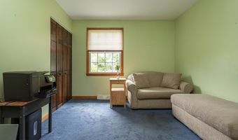 22 Bayview Ave, Berkley, MA 02779