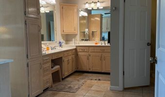 5686 Golden Isle W, Baxley, GA 31513