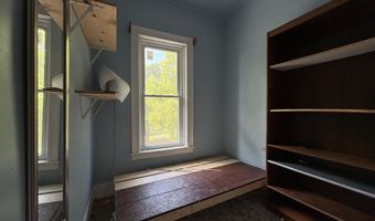 216 W Chestnut St, Albion, MI 49224