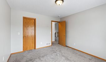 5342 140th Ave NW, Anoka, MN 55303