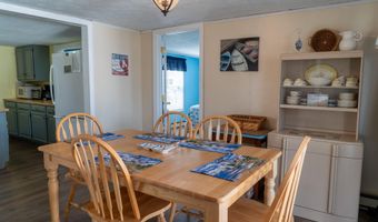 11 Walker St, Wells, ME 04090