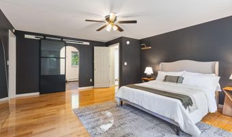 352 Log Cabin Rd, Arundel, ME 04046
