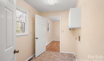 6 Mulberry Dr, Arden, NC 28704
