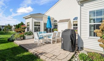 10 CHAPEL HILL Ct, Barnegat, NJ 08005