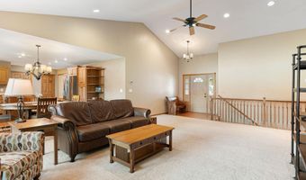 1300 26TH St SW, Austin, MN 55912