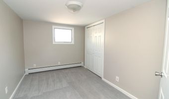 35 Mildred Ave, Bangor, ME 04401