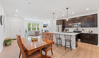 396 Rum River Way, Anoka, MN 55303