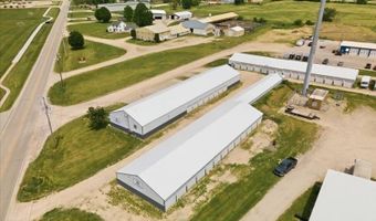 301 Old Dubuque Rd, Anamosa, IA 52205