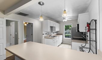 210 New Haven Ln SW, Aiken, SC 29803