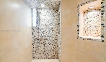 21205 NE 37th Ave 2204, Aventura, FL 33180