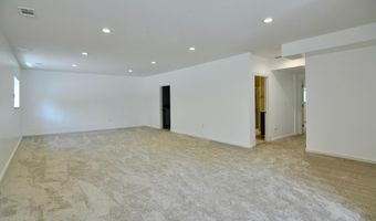 2019 Chalmers Dr, Ann Arbor, MI 48104