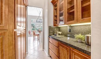 2412 W HAZELHURST Ct, Anthem, AZ 85086