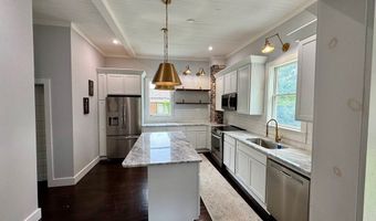 435 E Broughton St, Bainbridge, GA 39817