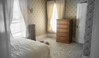 217 Union St, Bangor, ME 04401