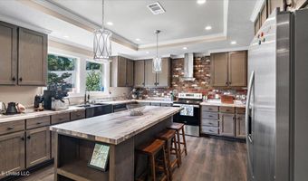 349 Lake Harbor Rd, Brandon, MS 39047