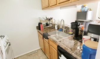 35276 Terrybrook Dr, Sterling Heights, MI 48312