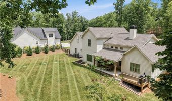151 Settlers Ridge Dr, Ball Ground, GA 30107