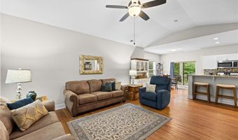 819 Baker St, Baldwin City, KS 66006