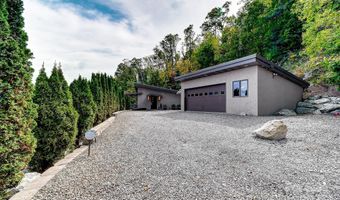 128 Leisure Mountain Rd, Asheville, NC 28804