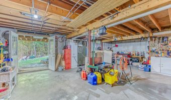 757 Maple St, Bethlehem, NH 03574