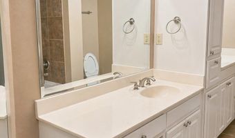 2045 N 3rd St #221, Baton Rouge, LA 70802