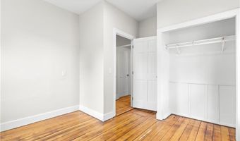 1250 Cranston St, Cranston, RI 02905