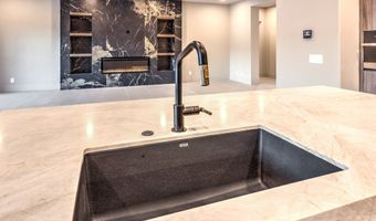 11569 Snow Creek Ave, Las Vegas, NV 89135